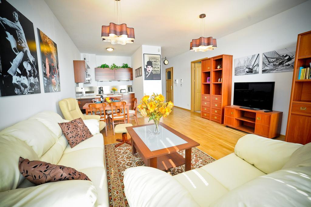 Luxury Rockefeller - Sea Towers Apartman Gdynia Szoba fotó