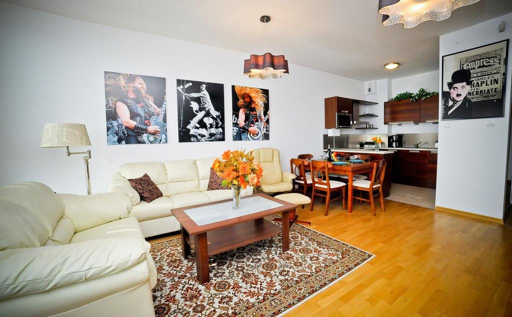 Luxury Rockefeller - Sea Towers Apartman Gdynia Szoba fotó
