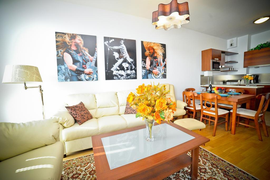 Luxury Rockefeller - Sea Towers Apartman Gdynia Szoba fotó
